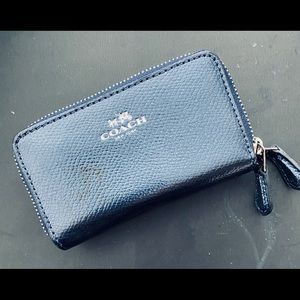 Coach wallet, beautiful pearlescent blue, 2 zipper